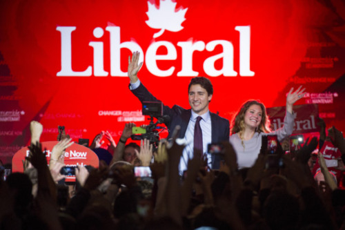 Justin Trudeau and Sophie Grégoire-Trudeau, Montreal, October 19th (photo: Kevin Van Paassen/Bloomberg)
